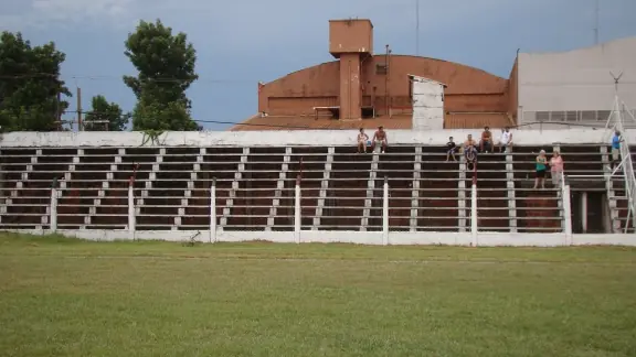 Fotografía publicada con la nota «TODO LISTO PARA BROWN Y GUARANÍ»