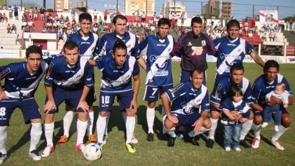Probable equipo franjeado