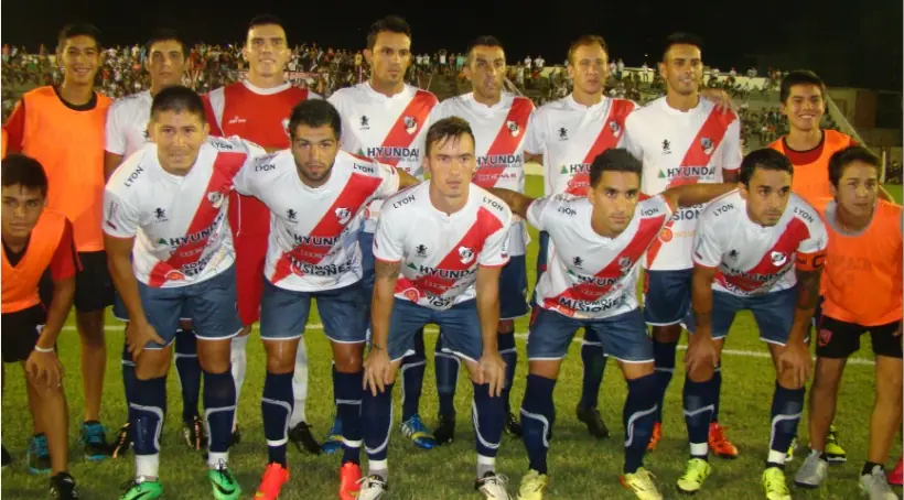 Fotografía publicada con la nota «GUARANÍ LOGRÓ RECONFORTANTE TRIUNFO SOBRE FOR EVER: 2 A 0»